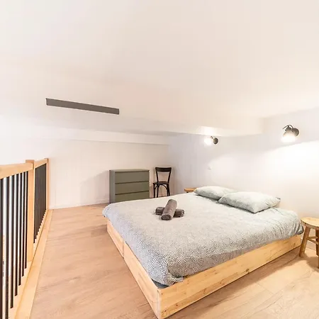 Smartstay - Opera Apartament *