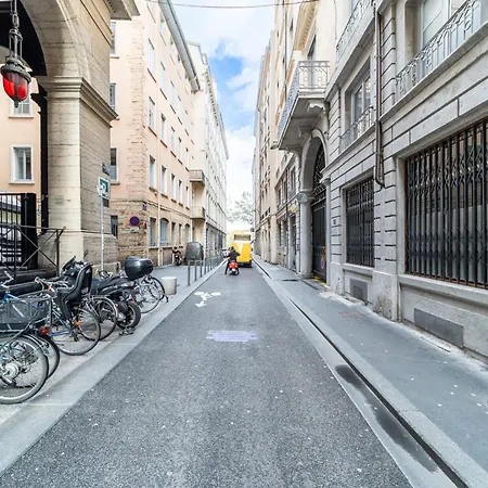 Smartstay - Opera Apartament